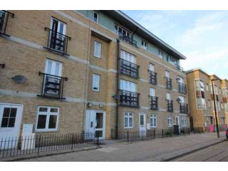 2 bedroom, Flat house for sale