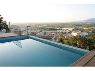 4 Bedrooms - House - Girona - For Sale