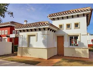Lovely 2 bed Villa on Mar Menor Golf..