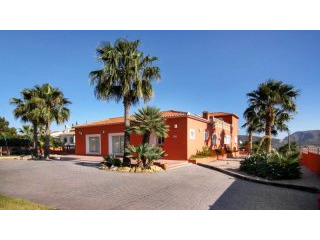 Beautiful villa at the foot of the..