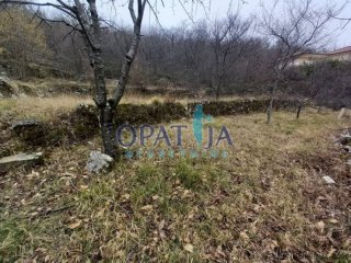 Opatija-Okolica Kolavići-građevinsko zemljište 1420 m2 sa po..