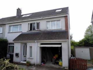 4 bedroom, Semi-detached House house..
