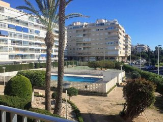 3 bedroom, 1 bathroom Apartment, (build..
