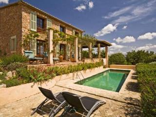 Idyllic country house with dream views..
