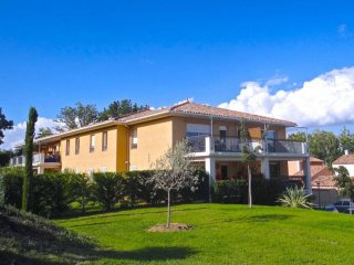 Sale Apartment - Roquebrune-sur-Argens