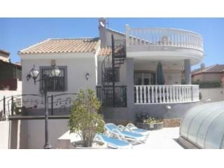3 bed, 3 bath Detached Villa