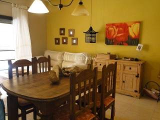 2 bedroom Apartment property for sale..