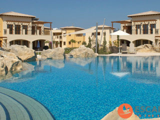 Luxury Apartment In Theseus Village