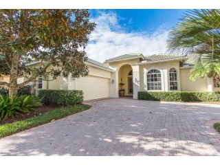 9009 One Putt Pl, Port Saint Lucie, FL..