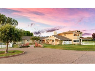 4 bedroom House For Sale: 826 Ballard..