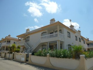 2 Bedrooms Apartment For Sale