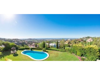 Elegant Villa with Panoramic Views