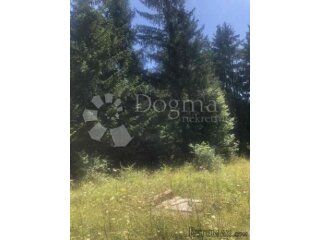 Gorski kotar građevinsko zemljište u vikend naselju - Tršće