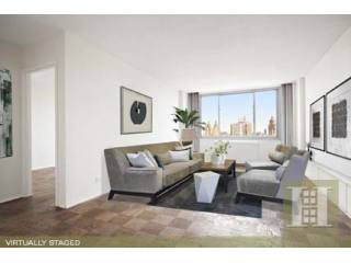 3 bedroom Apartment For Sale: 2025..