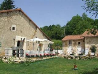 Proche Brantome (24300)