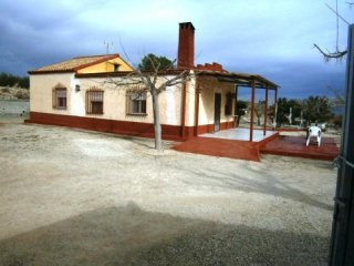 Detached 4 Bedroom Country House For..