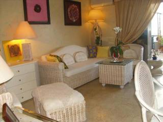 3 bedroom Apartment property for sale..
