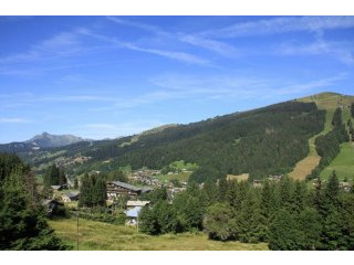 4 Bedroom Chalet, Les Gets Call For..