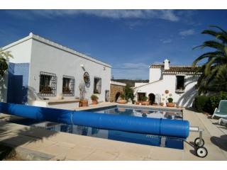 Finca for sale in Denia