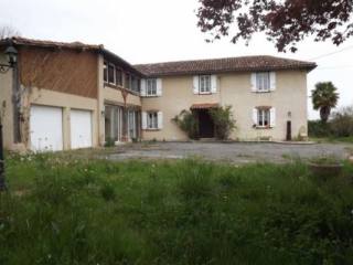 Maison de campagne au calme sur terrain..
