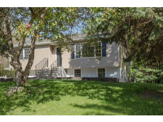 3 bedroom House For Sale: 102 Village..