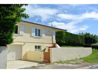 3 Bedrooms - House - Poitou-Charentes..