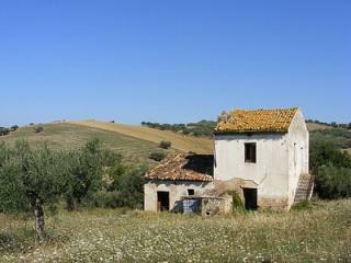 Fabulous old stone and brick ruin in a..