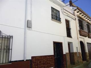 Town House - Very cosy 3 bedroom..