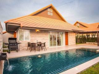 The Ville Jomtien, luxury 3 BR villa..