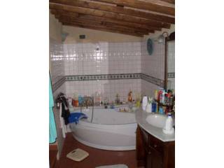 Country/farmhouse - For Sale - Hills..