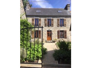 Stunning 7 bed in immaculate gardens..