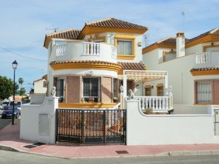 RS342, Detached villa in Daya Nueva