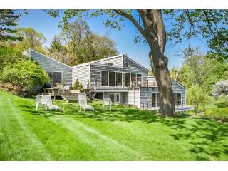 3 bedroom Residence For Sale: Rye, New..