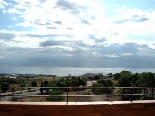 New construction with balcony to the sea