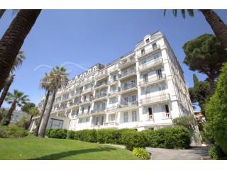 3 Bedrooms - Apartment - For Sale