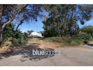 Flat plot with partial sea view near..