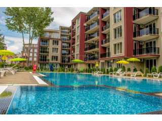 Spacious 2-bedroom apartment with pool..
