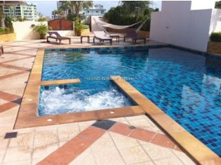 1 Bedroom Condo for sale in Pratumnak -..