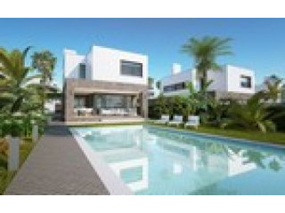 4 Bedrooms - Villa - Malaga - For Sale