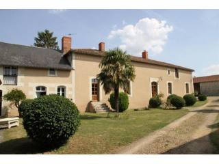 3 bedroom Character For Sale: 86330 25..