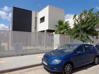 3 Bedrooms - Villa - Alicante - For Sale