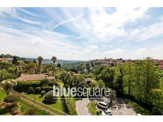 3 bedroomed apartment of 120 m2 close..