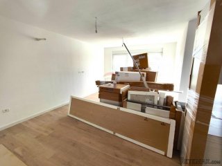 Rovinj,novogradnja 88m2 s vrtom,3 SS