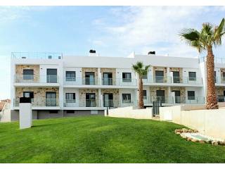 * Luxury 3 Bed Beach Apartment