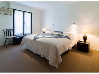 Gorgeous Apartment With Pool, Sea Views..