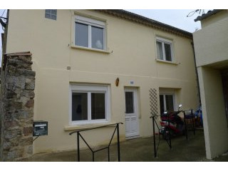 Sunny Village House In Good Condition