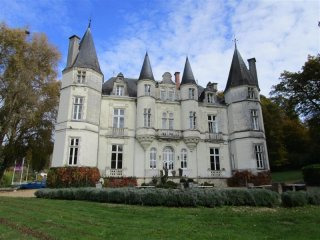 Charming Chateau With Gite, Apartments..