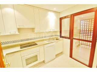 Apartment For Sale In Marbella East..