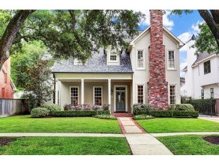 4 bedroom House For Sale: 3761..