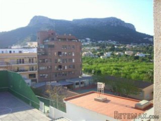 Lovely apartment in a new block of flats (2002) with a..